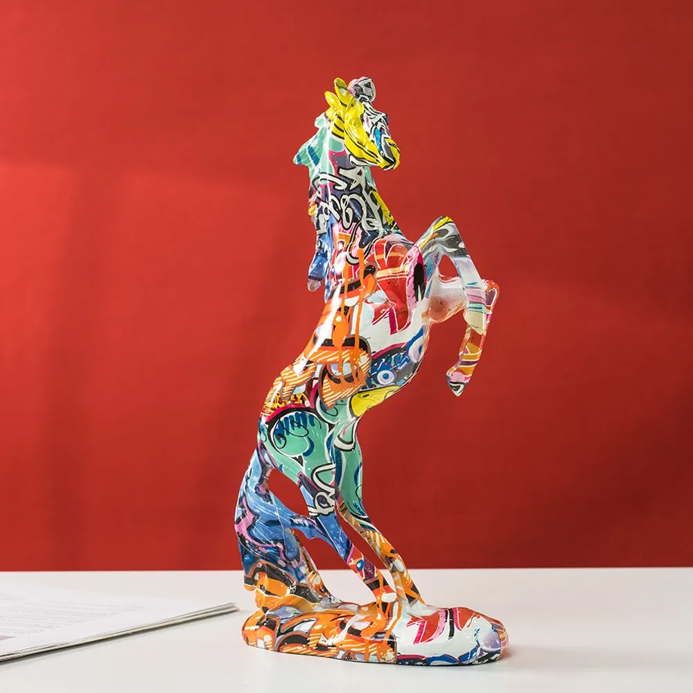 Resin Art Decoration Items - Graffiti con statua di cavallo, arte